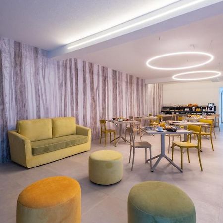 Tarsis Guest House 바우네이 외부 사진