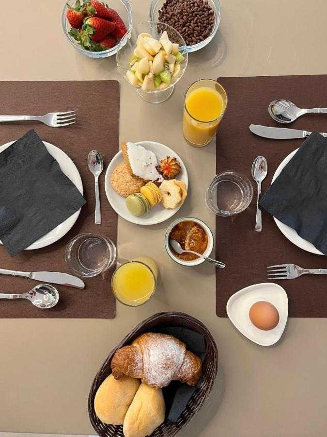 Tarsis Guest House 바우네이 외부 사진
